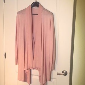 “New” Cardigan Sweater BEAUTIFUL & FLATTERING